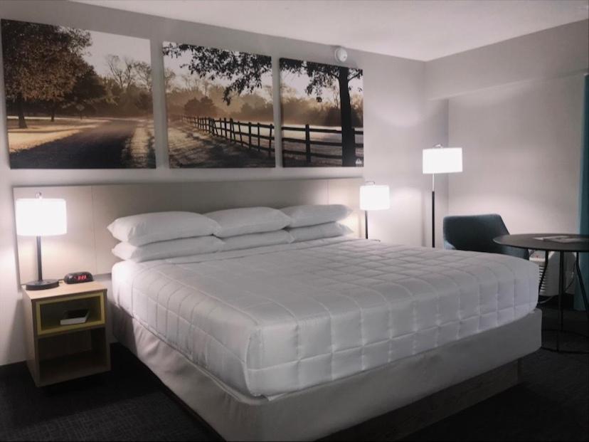 Days Inn & Suites By Wyndham Lexington Eksteriør billede